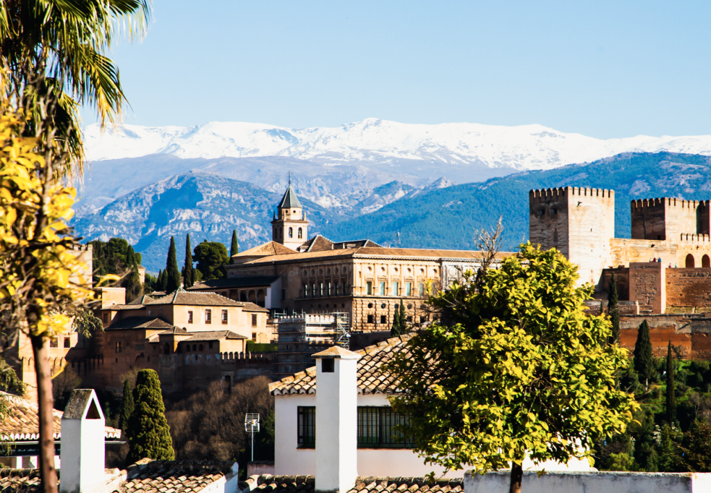 Visita la Alhambra y Sierra Nevada en autocaravana
